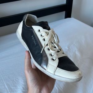 Men’s Prada Sneaker, Size 10